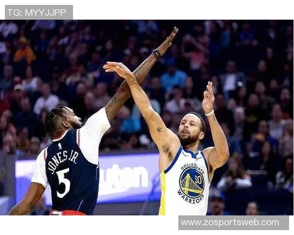 库里期待新赛季揭幕战与湖人对决感觉良好信心满满 库里期待新赛季揭幕战与湖人对决感觉良好信心满满