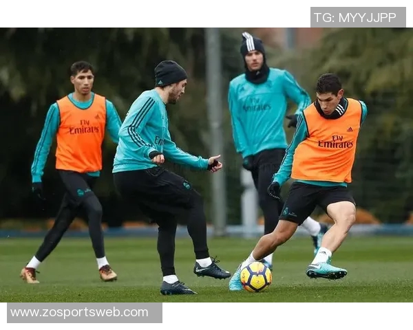 皇马后卫赫伊森因左腿比目鱼肌受伤预计缺阵一至两周 皇马后卫赫伊森因左腿比目鱼肌受伤预计缺阵一至两周