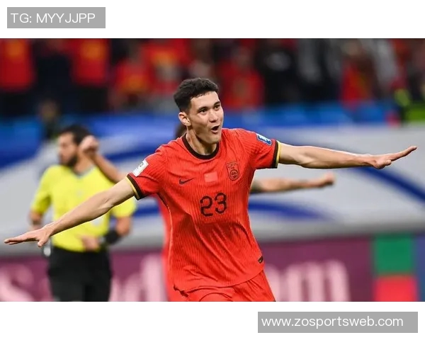 拜合拉木错失单刀良机对方门将神勇扑救令人叹息