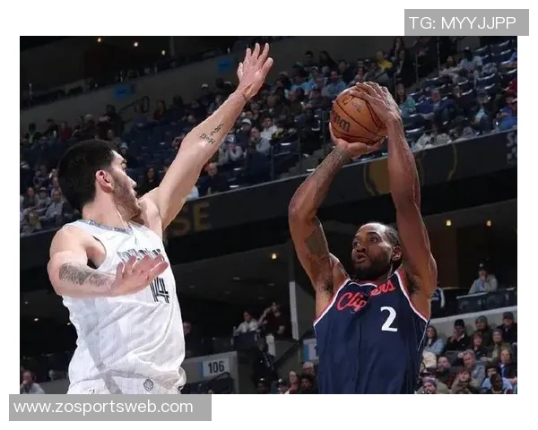 莱昂纳德谈球队表现：第四节领先优势被追平需加强改进