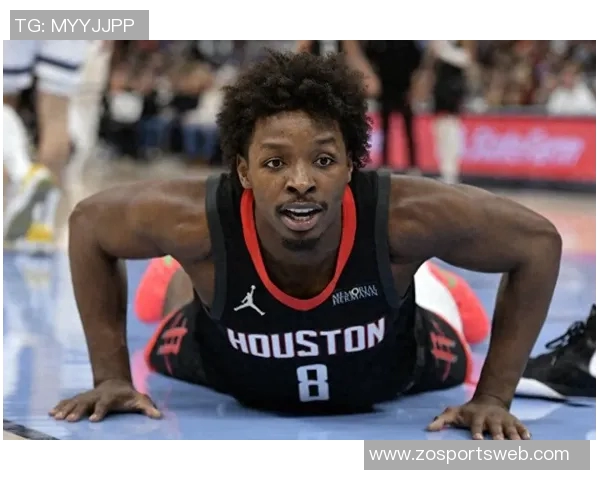 泰特坚定表态愿意留在火箭队竭尽所能满足球队需求 泰特坚定表态愿意留在火箭队竭尽所能满足球队需求