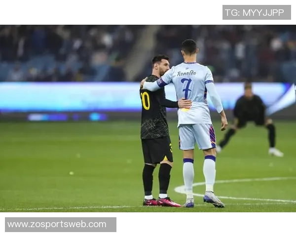 卡拉格称凯恩在拜仁表现堪比梅罗奖杯数低估了他的实力