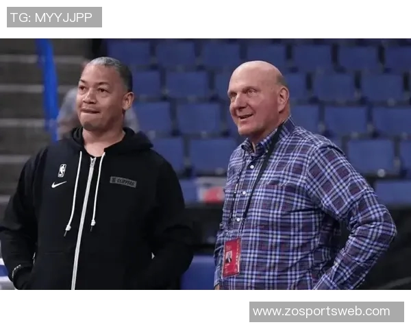 泰伦卢执教骑士期间的成功秘诀与球员关系密切的深度分析