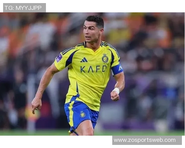 C罗本赛季表现出色代表俱乐部和国家队出战17场贡献16球2助攻 C罗本赛季表现出色代表俱乐部和国家队出战17场贡献16球2助攻